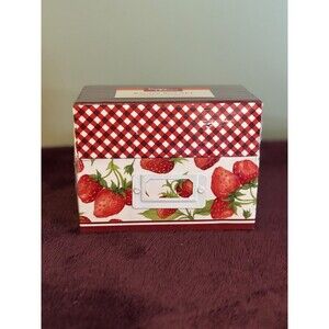 New Wrapped Better Homes Red Lattice Strawberry Recipe Card Box 20 cards Shower